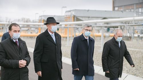 Presa maghiară, după inaugurarea BRUA la Caraș:  S-a împlinit vechiul vis al românilor / România dispune de toate posibilităţile să devină principalul factor al pieţei regionale de gaz metan