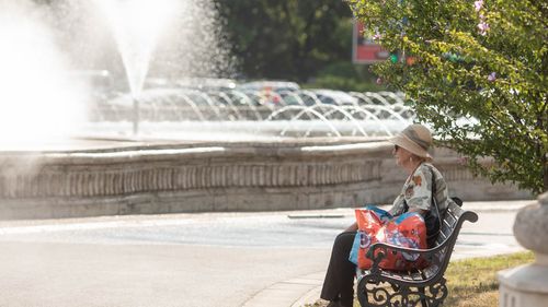Meteo: Vreme caniculară şi disconfort termic accentuat în Capitală, până joi dimineaţa