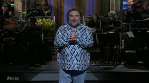 Emisiunea americană Saturday Night Live va avea o versiune britanică/ SNL a sărbătorit 50 de ani de emisie în februarie.