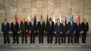 Șeful Pentagonului, discuții cu miniștrii Apărării din formatul București 9: Reafirmăm sprijinul SUA față de unitatea NATO și condamnăm anexarea ilegală a teritoriului ucrainean de către Rusia