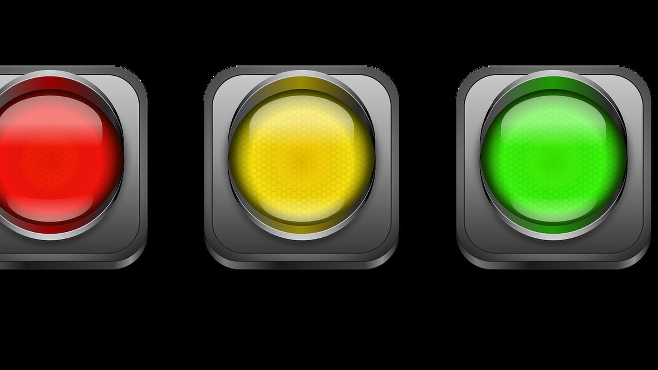 ANRE vrea să eticheteze pe culori furnizorii de energie pe baza opiniilor consumatorilor / ”Pe culori o să-i punem: verde, galben și roșu, în funcție de cât de reclamați sunt”