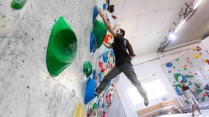 VIDEO FOTO Generația nouă domină boulderingul românesc: Alexandru Zaharia și Ștefania Guja câștigă etapa Cupei României de la Timișoara