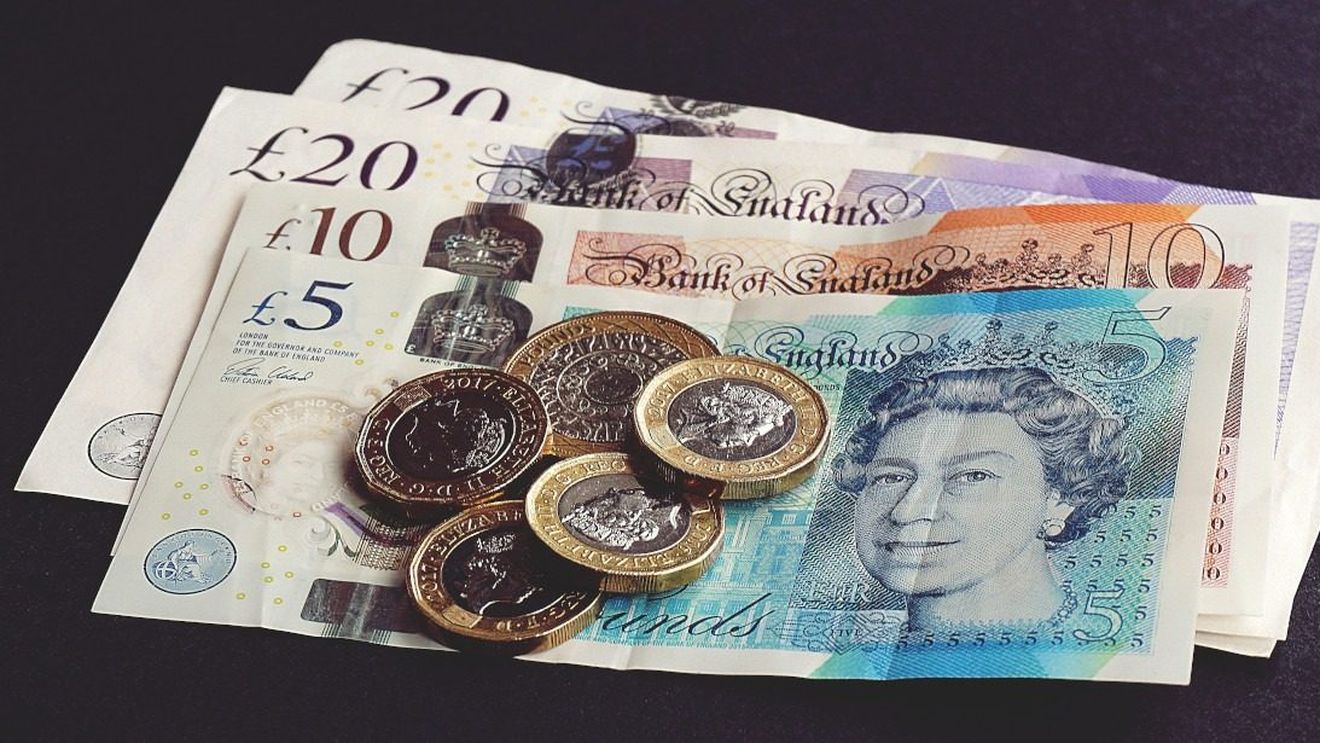 Guvernul britanic a clasificat drept suspecte de fraudă mai multe credite garantate de stat în valoare de 1,1 miliarde de lire sterline acordate de bănci unor firme mici în contextul Covid-19