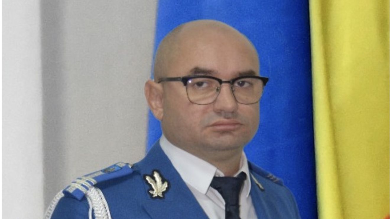 Colonelul Iulian Albăceanu a revenit la șefia Jandarmeriei Brăila, deși este inculpat într-un dosar DNA / Procurorii anticorupție au revocat controlul judiciar în cazul său / Este acuzat că s-a implicat în afaceri, deși statutul de militar îi interzice acest lucru