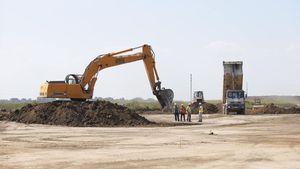 Șoseaua de centură care ar urma să se lege de autostrăzile din Ungaria, blocată de cinci situri arheologice / Lucrările s-au oprit