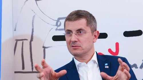 UPDATE Dan Barna: ”USR intră la guvernare doar după alegeri. USR nu va participa cu miniștri într-un guvern de tranziție”