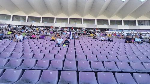 VIDEO&FOTO Ultimul fluier pe bătrânul stadion „Dan Păltinișanu” din Timișoara. Meci de old-boys între Poli și Rapid pe arena care va fi dărâmată