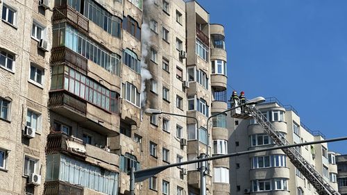 Medic anestezist ucis în propria locuință, care a fost apoi incendiată / O femeie este suspectată de comiterea crimei