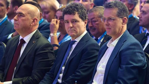 VIDEO Ministrul Apărării spune că vede două explicații pentru care s-a decis secretizarea ajutorului pentru Ucraina / Efectul: „Au lăsat un teritoriu liber pe care l-au ocupat cei care răspândeau propaganda rusă”