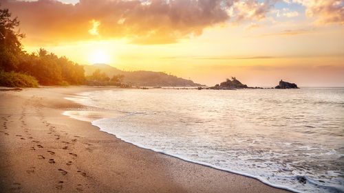 Noi dovezi contestă teoriile privind originea apei pe Pământ, arată un studiu al oamenilor de știință de la Universitatea Oxford