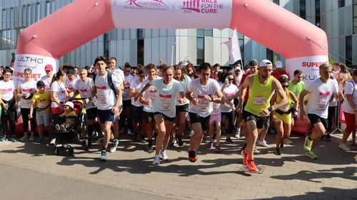 Cursa caritabilă "Race for the Cure" dedicată luptei împotriva cancerului are loc sâmbătă dimineața în Capitală / Mihaela Geoană, președinte fondator al fundației Renașterea: Românii de pretutindeni îşi pot arăta solidaritatea faţă de femeile vulnerabile