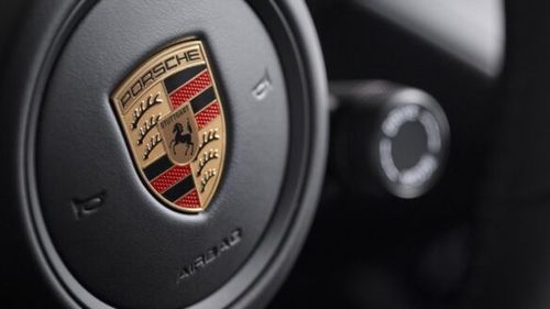 De ce sute de mașini Porsche au refuzat brusc să pornească în Rusia