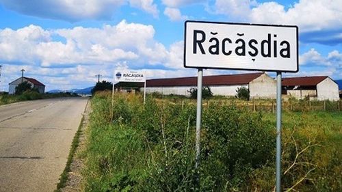 Morile de apă din Răcăşdia (Caraș - Severin)  sunt reintegrate în circuitul economic şi turistic / ”Va fi o acțiune frumoasă și de bun augur pentru cei care încă nu au văzut cum se macină o făină de cucuruz pe piatră”