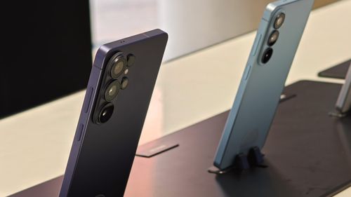 VIDEO EXCLUSIV Dezvoltarea smartphone-urilor a atins o limită? Tiberiu Dobre (Samsung România): „Vor fi îmbunătățiri incrementale în fiecare an / AI, un punct de cotitură”