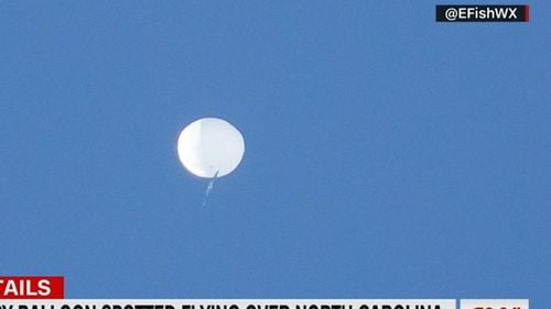 VIDEO Armata SUA a doborât balonul-spion al Chinei în largul coastei de est, transmite un oficial american/ Un martor ocular povestește momentul exploziei (CNN)