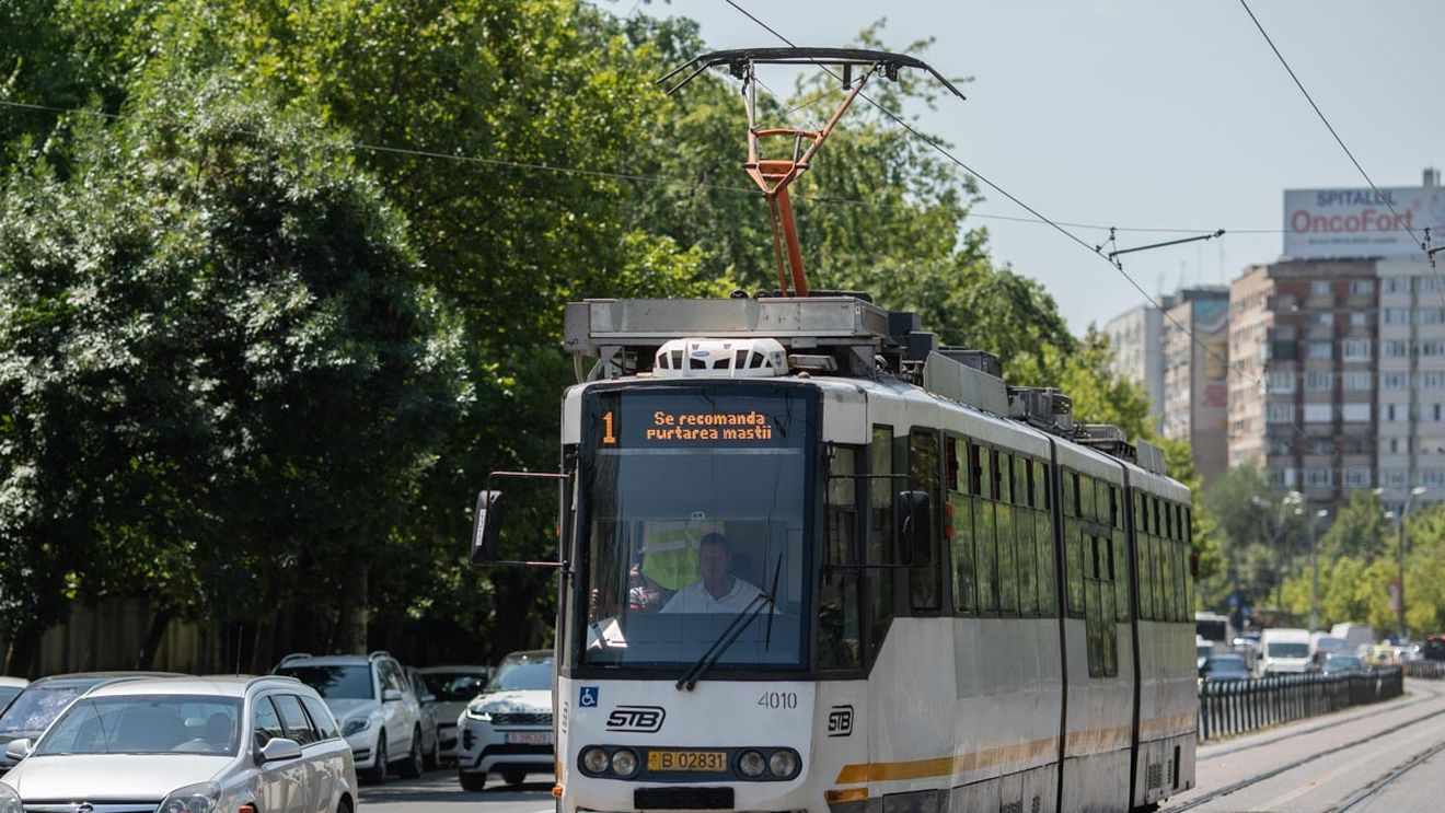 Stație nouă de autobuz pe traseul liniei 223/ Stația de tramvai „Parcul Carol I”, reamplasată pe vechiul amplasament de pe Strada 11 Iunie