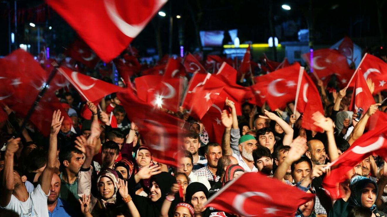 Alegeri locale în Turcia: Ce şanse are opoziţia să riposteze în faţa influenţei lui Erdogan