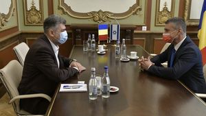 Marcel Ciolacu, după întâlnirea cu ambasadorul Israelului: L-am asigurat pe domnul Saranga de angajamentul ferm al României în combaterea antisemitismului, derapajul primarului Constanței trebuie să rămână un incident izolat