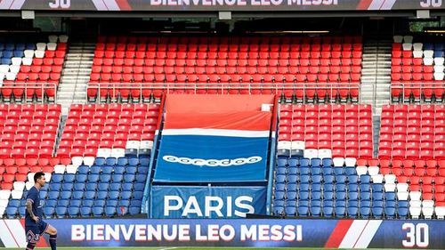 Clubul de fotbal Paris Saint-Germain ar fi angajat o agenție să creeze conturi de Twitter false pentru a desfășura campanii împotriva unor personalități din capitala Franței