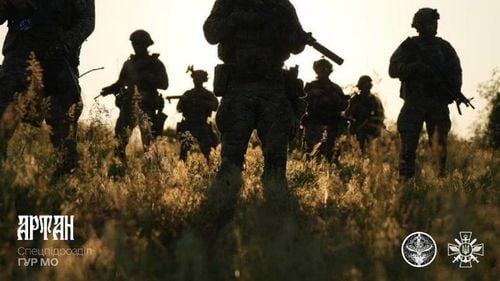 "Ne îngropăm de vii în pământ pentru a ne împăca cu moartea". Cum se antrenează și ce misiuni desfășoară soldații din Serviciul de informații militare al Ucrainei (GUR)