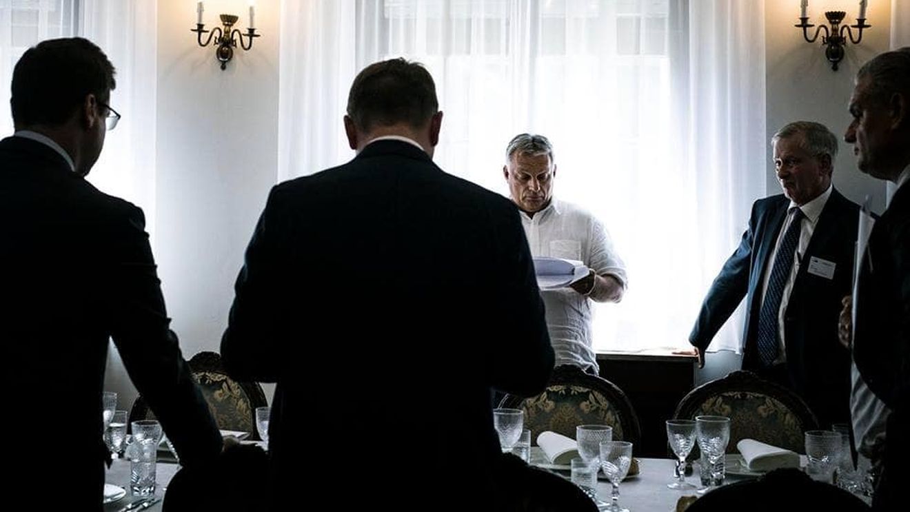 Ungaria va înființa până la 1 ianuarie 2020 un nou sistem de tribunale administrative. Guvernul Orban, acuzat că noile posturi vor fi ocupate de judecători loiali regimului