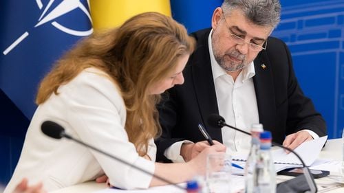 VIDEO Premierul Marcel Ciolacu: Cu ce era de vină Deca pentru ce s-a întâmplat la SNSPA? Nu omorâm oamenii pentru lucruri întâmplate nu din cauza lor