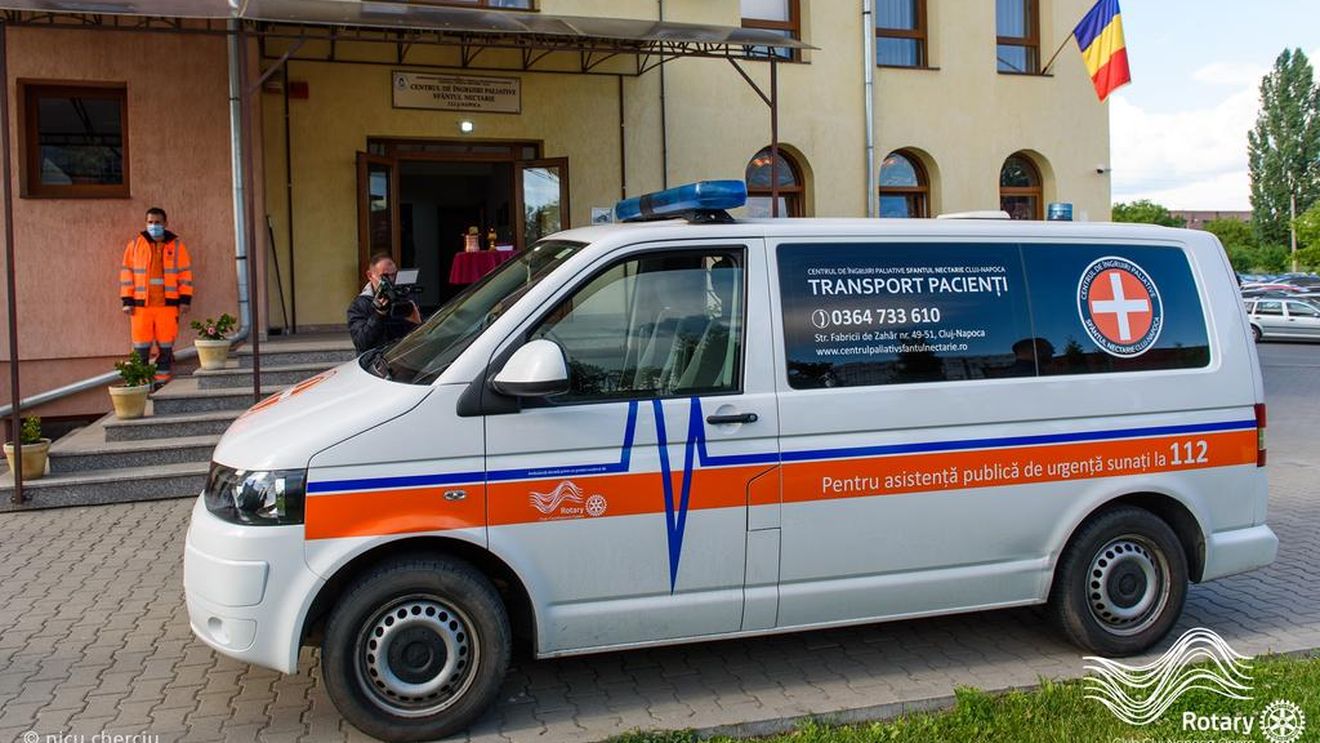 Ambulanță achiziționată de Asociația Rotary Club Opera pentru Centrul de Îngrijiri Paliative „Sfântul Nectarie” din Cluj-Napoca