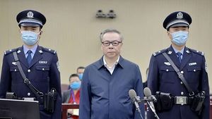 Fostul şef al unei corporaţii financiare a fost condamnat la moarte în China pentru "corupţie şi bigamie"