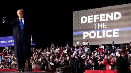 Trump: COVID, COVID, COVID este folosit de media, în coordonare totală, pentru a schimba numerele privind marea participare la votarea anticipată