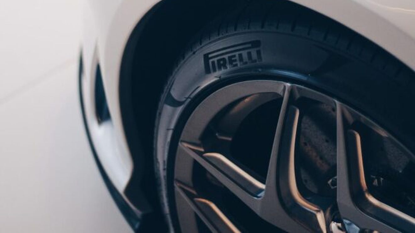 Pirelli se află într-o situaţie riscantă fără un acord cu acţionarul chinez Sinochem, avertizează CEO-ul companiei