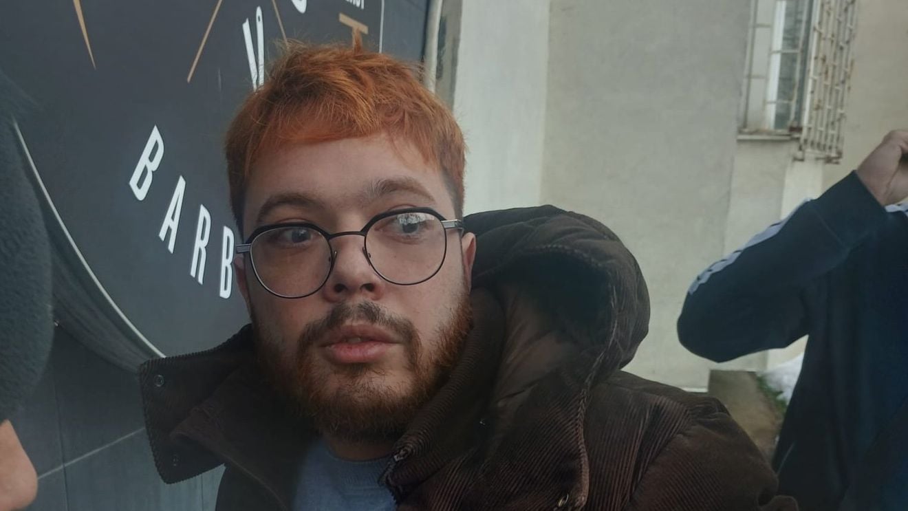 VIDEO Un francez, ”urmărit internațional deosebit de periculos”, prins de Poliția Română / E acuzat de evadare, omor, trafic de droguri și lipsire de libertate / Ministrul de Interne al Franței: ”Mulțumesc călduros României”