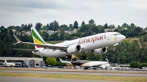 Piloți italieni: Am pilotat acest tip Boeing și m-am simțit nesigur/ Am avut senzaţia clară că avionul îmi scăpa din mână/ Trump a anunţat că toate avioanele Boeing 737 MAX vor fi oprite la sol în SUA