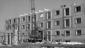 Apartamentele din blocuri din plăci prefabricate, extrem de căutate pe piața imobiliară din Sibiu / ”Mulți consideră că cele vechi sunt construite mai bine”