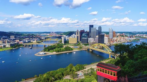 Efectele dramatice ale inflației în SUA: Fondurile din planul de infrastructura de un trilion de dolari ‘se evaporă’ din cauza creșterii prețului la materiale