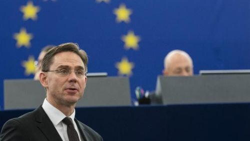 Vicepreședintele Comisiei Europene, încă o critică la adresa puterii: ”Polonia, Ungaria și România deviază de la calea democrației liberale, e cea mai mare provocare pentru UE”