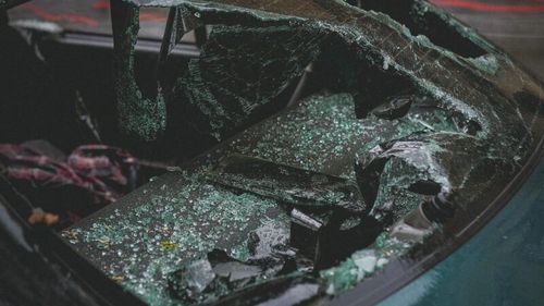 ANALIZĂ Ce s-a întâmplat pe piața RCA în ultimii 10 ani / Cât ne-au costat și cât ne costă falimentele: Prețul unei asigurări RCA a crescut de aproape 3 ori în perioada 2021-2024