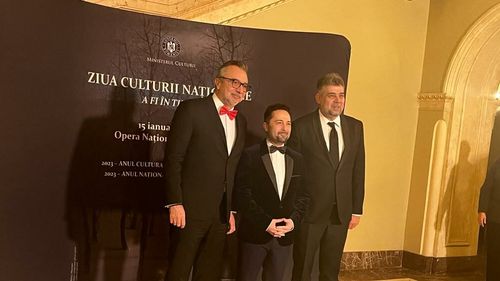 VIDEO Premierul Ciucă și liderul PSD, Marcel Ciolacu, prezenţi duminică seara la spectacolul dedicat Zilei Culturii Naţionale, la Opera Naţională Bucureşti