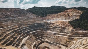 Creştere puternică a cererii de uraniu, pe fondul cererii tot mai mari de energie nucleară
