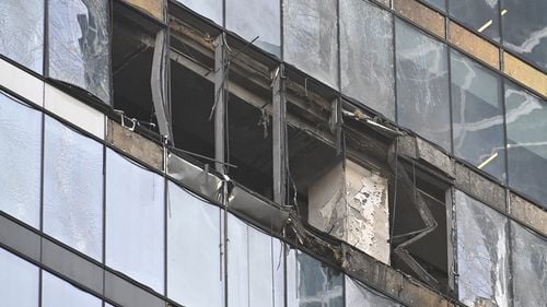 Nou atac cu drone în Moscova, o clădire comercială a fost lovită/ Rușii au închis temporar un aeroport din capitală