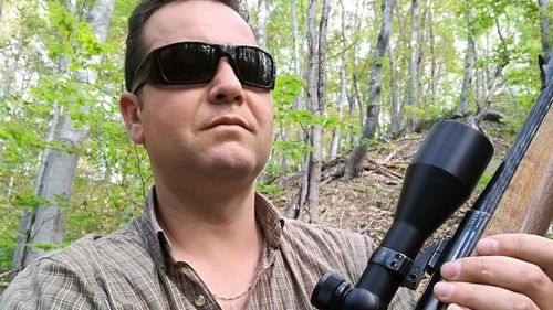 Consilierul județean PSD Ioan Micu a pierdut procesul cu Clotilde Armand în urma derapajului major al politicianului de Vrancea și trebuie să-i plătească despăgubiri de 30.000 de lei/ Decizia nu este definitivă/ PSD nu l-a dat afară din partid pe Micu