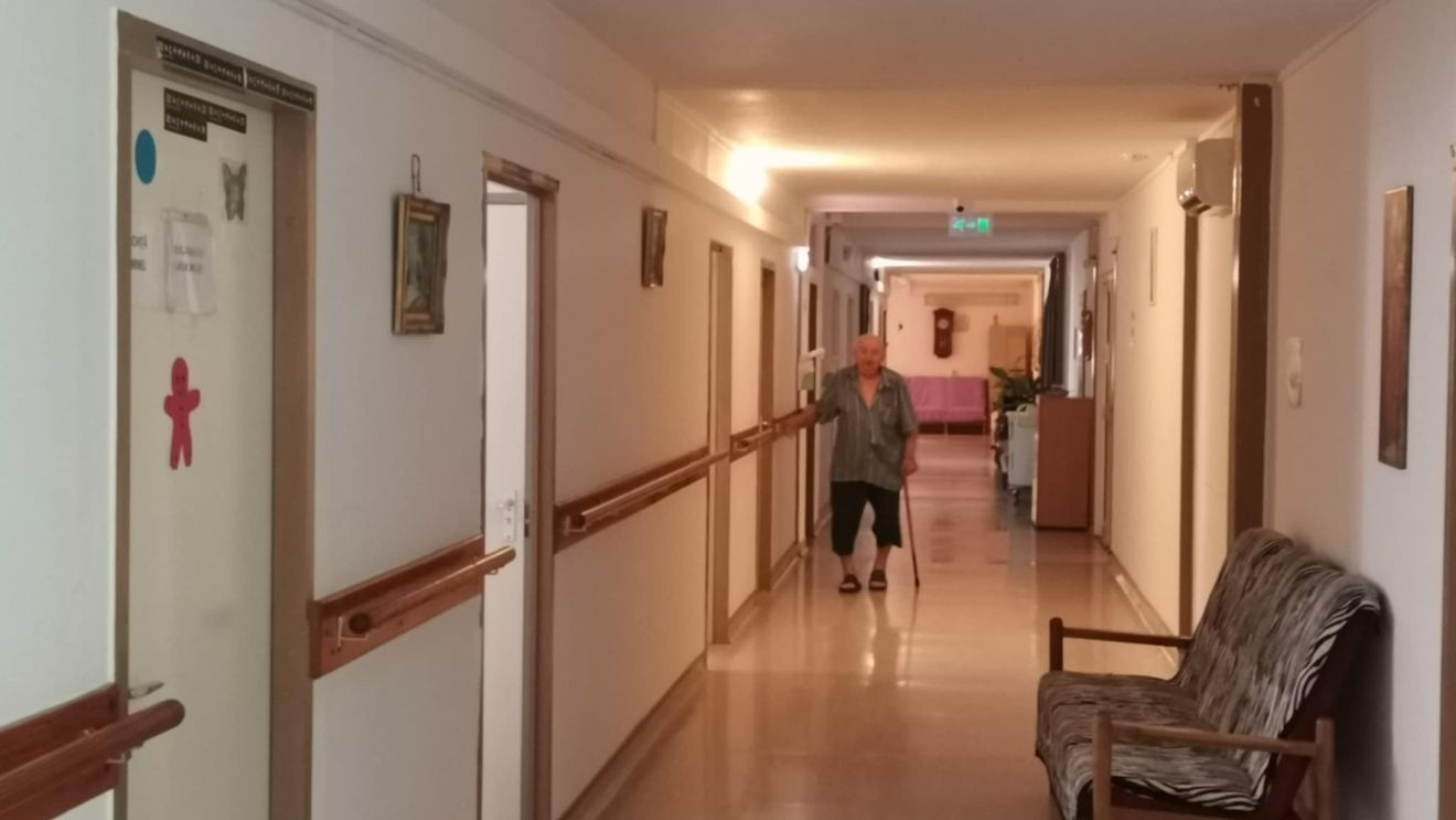 Fonduri europene pentru un centru de recreere la căminul de bătrâni din Ciacova (Timiș). Un proiect transfrontalier pentru vârstnicii din România și Serbia