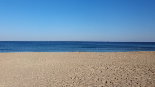 METEO Temperaturile trec luni de 20 de grade pe litoral și în Dobrogea / Vremea bună se păstrează până miercuri