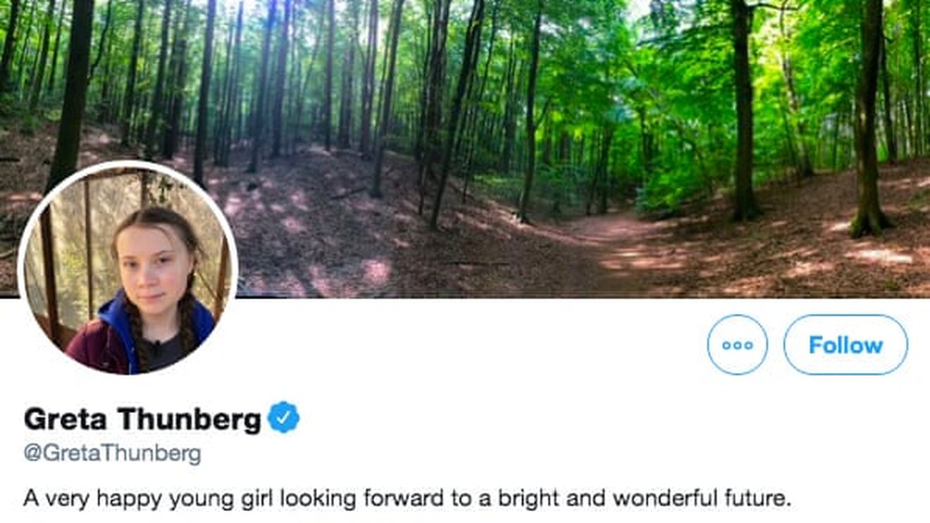 Greta Thunberg îl trolează pe Trump pe Twitter. Activista și-a schimbat descrierea în ”o tânără foarte fericită în așteptarea unui viitor strălucit și luminos”, după cum a ironizat-o Trump