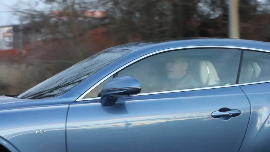 masini lux iulian dumitrescu, bentley, lamborghini urus