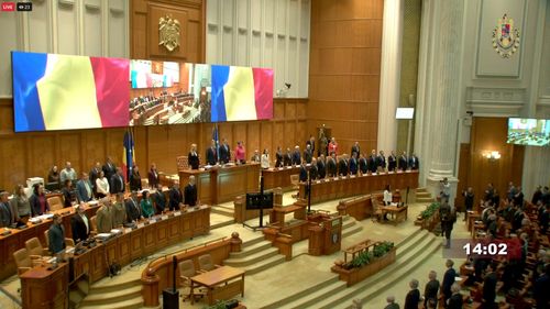 VIDEO Președintele Nicușor Dan prezintă Strategia Națională de Apărare în plenul Parlamentului: Rusia desfășoară “în mod evident” un război hibrid împotriva României și multor state europene