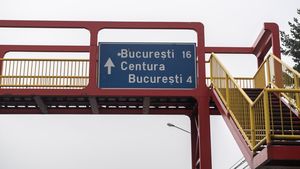 Trafic îngreunat pe DN 1 din cauza unui accident la Otopeni cu patru mașini implicate/  Se circulă pe doar prima bandă