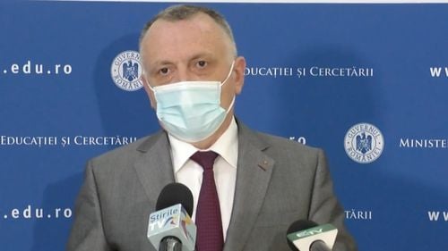 Ministrul Educației: 94,2% dintre elevii înscriși la Evaluarea Națională au fost prezenți la prima probă, cea de Limba română. 7.600 nu s-au prezentat