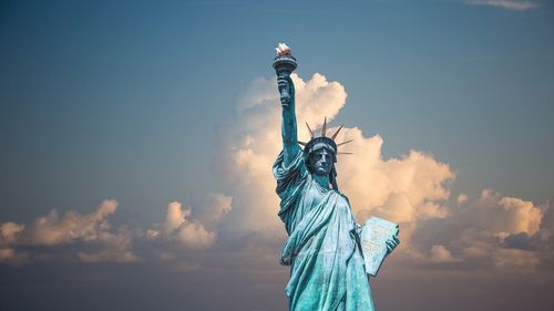 Franța va trimite o a doua statuie a Libertății în Statele Unite: Înaltă de 2, 8 metri, va fi instalată în grădina ambasadorului francez din Washington, unde va rămâne zece ani