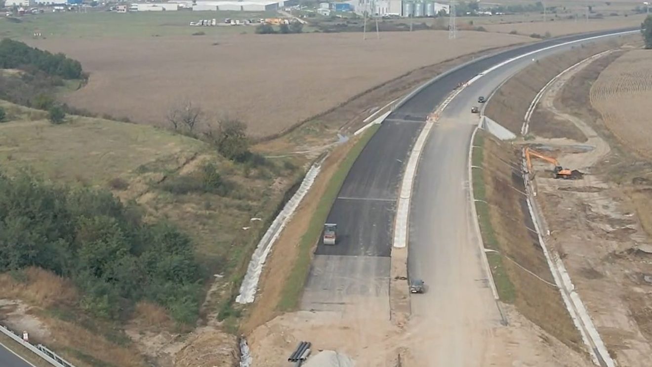Lotul 1 al Autostrăzii Sebeș-Turda va fi ”dat în trafic” până la sfârșitul anului. Ministrul Bode: Avem nevoie de 25 de zile fără intemperii. Stadiul: 95%