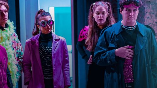 VIDEO Filmul românesc "Taximetrişti" a debutat pe locul secund în box office-ul de weekend. Avatar, pentru a şasea săptămână pe primul loc